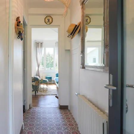 Holiday home Maison Proche